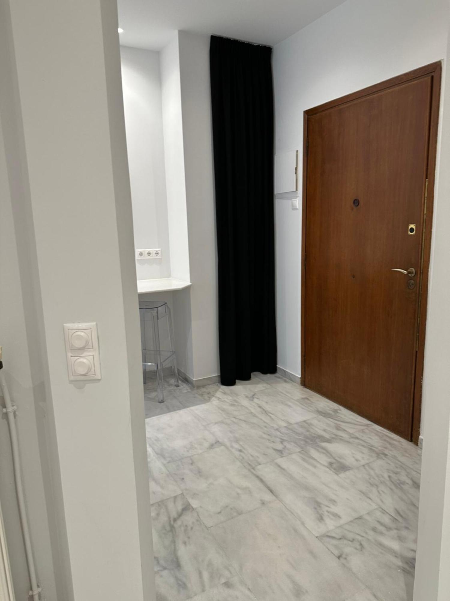 Palace Apartment Атина Екстериор снимка
